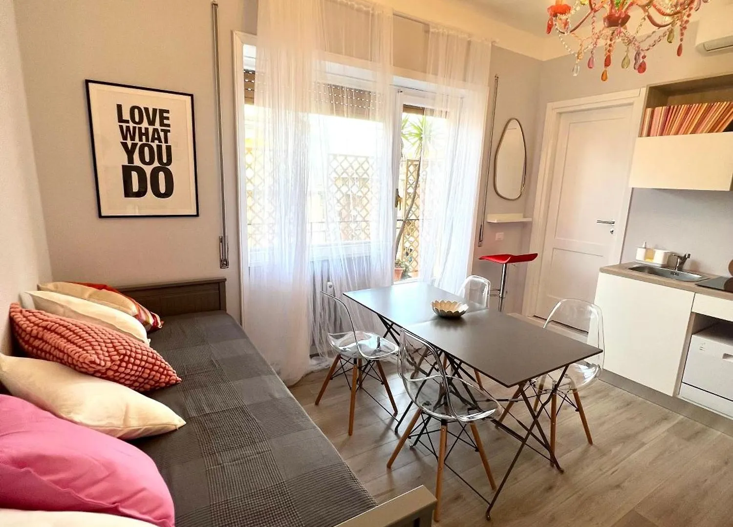 Matilda House Trastevere 8 Posti Letto Roma Itália